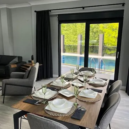 Luxury In Nature With Heated Pool And Fireplace * Sapanca